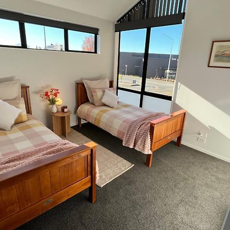 Luxury 2 Bedroom By St James Park Christchurch Exterior foto